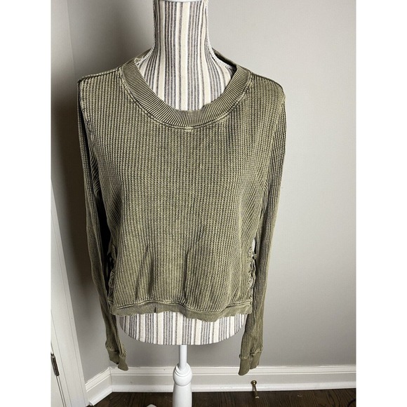 Free People Sz Large Distressed Pullover Top w-tie side closure Boho/Hippi Green - Picture 1 of 12